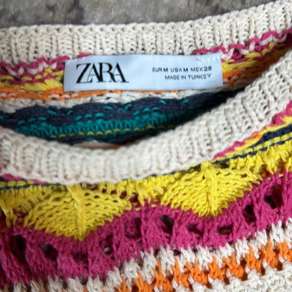 Zara Multi Color Cream Crotched Cropped‎ Cap Sleeve Top - medium - Picture 4 of 17